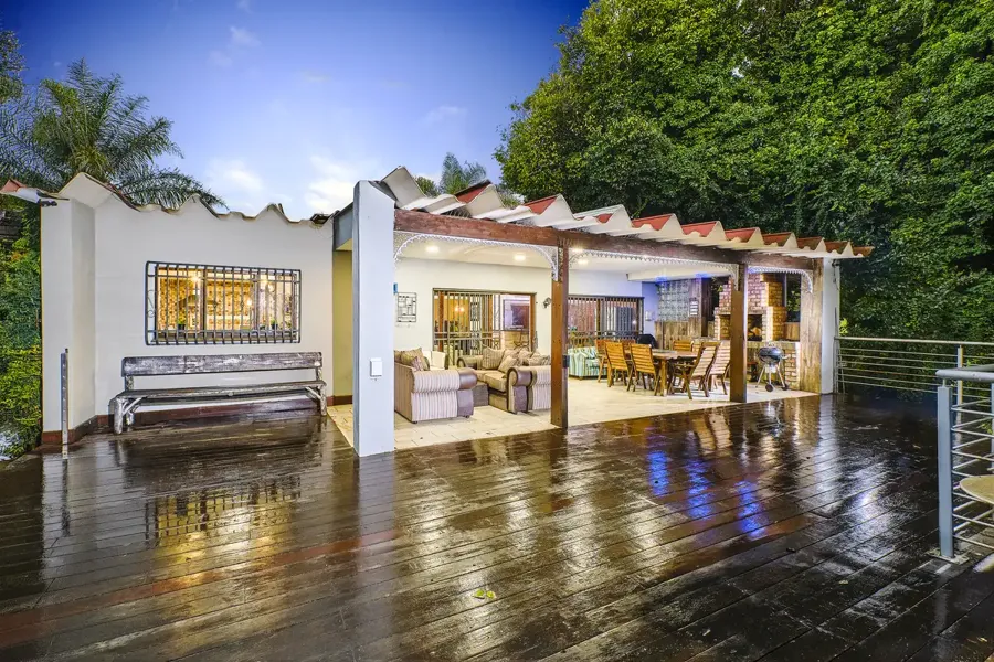 Real estate photography in Johannesburg by Lisa Trocchi, photo 9 of 32